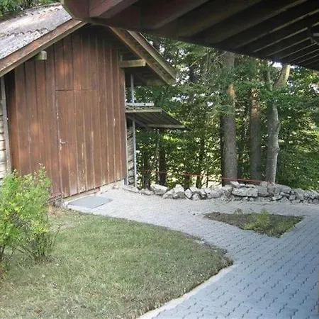 En Pleine Nature Avec Vue Grandiose Court